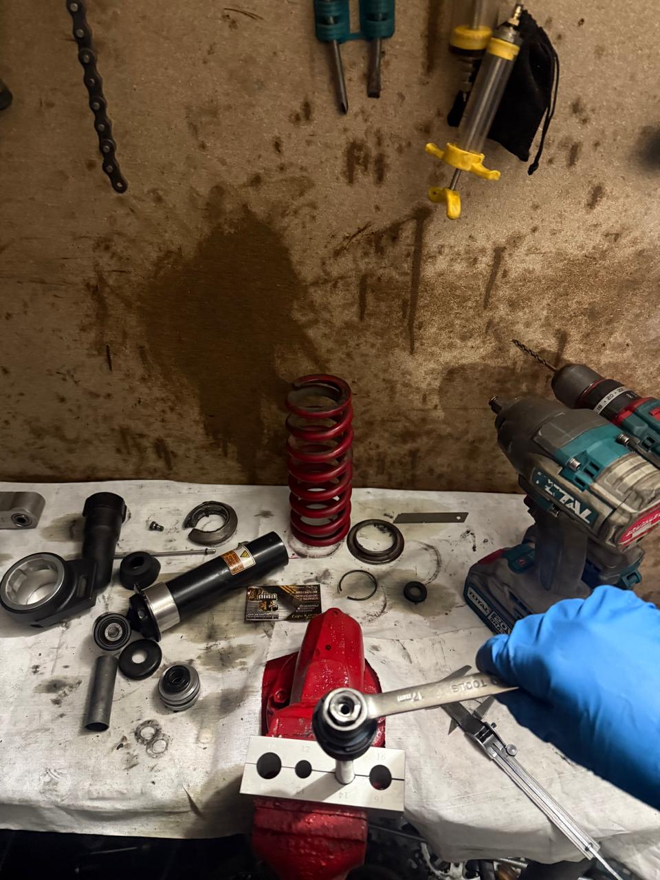 REPARACION Y MANTENIMIENTO DE MONOSHOCK